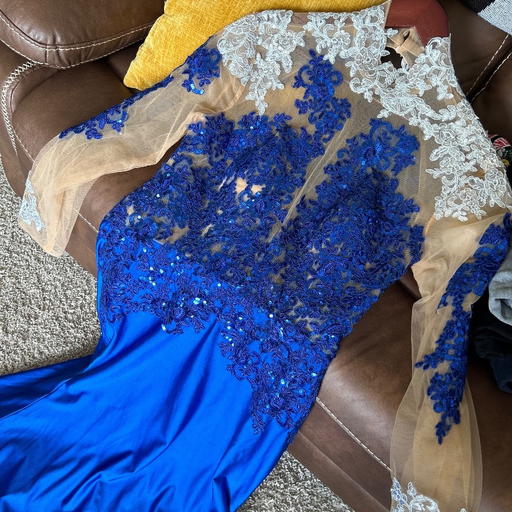 Never Worn Prom/Wedding Dress